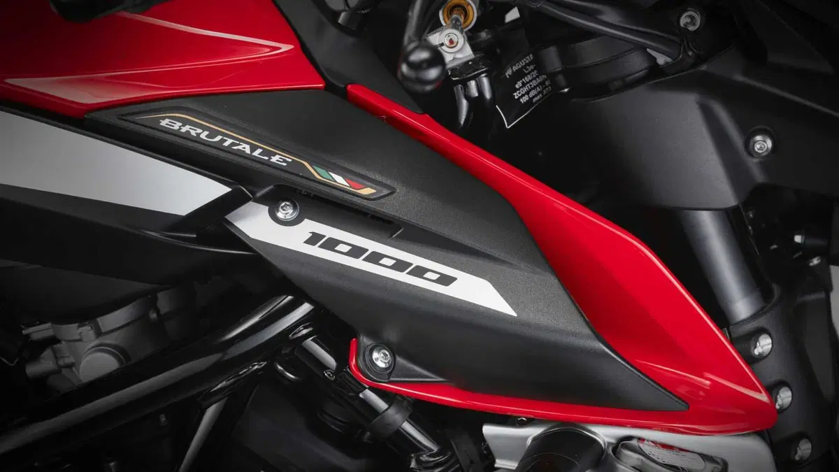 MV Agusta Brutale 1000 Brutale 1000 (2026) (12)