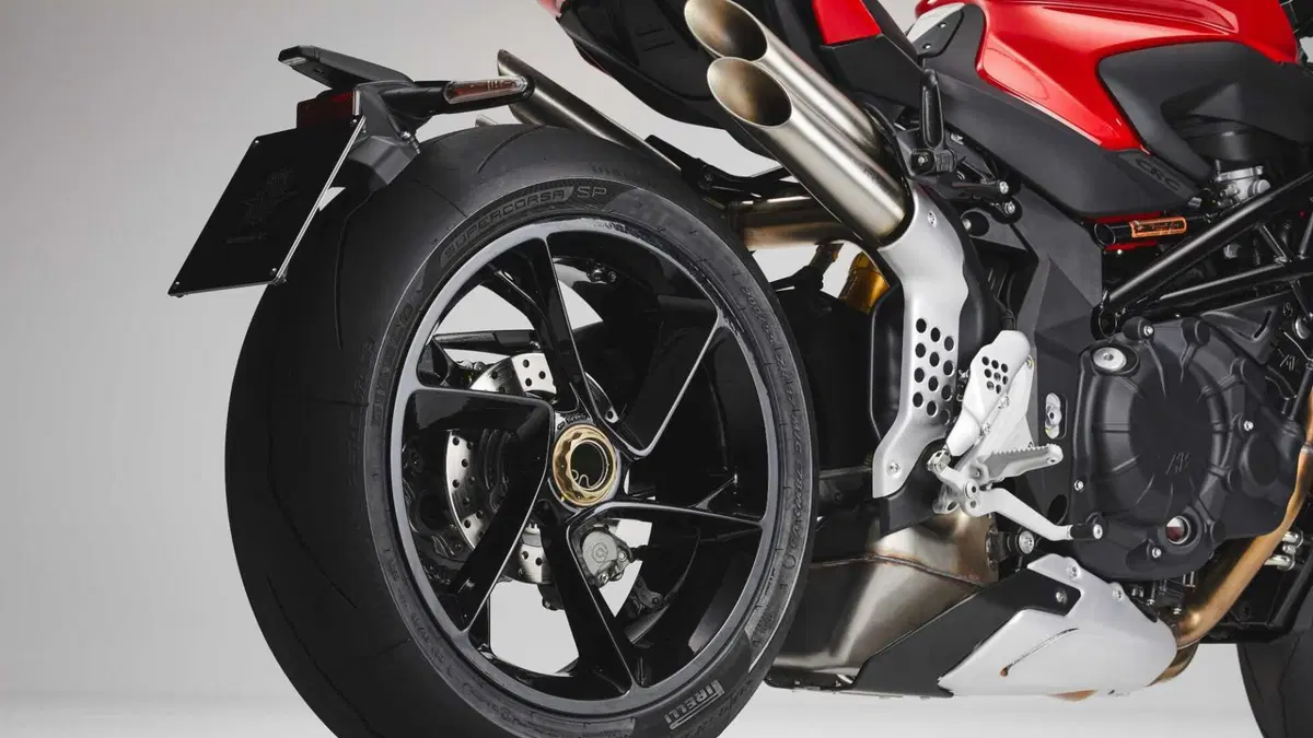 MV Agusta Brutale 1000 Brutale 1000 RS (2022 - 26) (13)