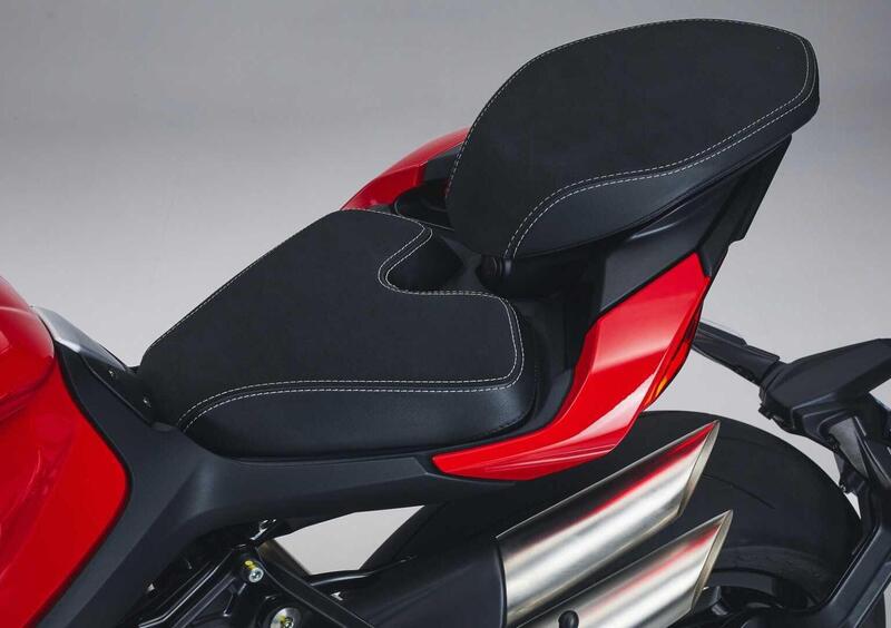 MV Agusta Brutale 1000 Brutale 1000 RS (2022 - 24) (18)