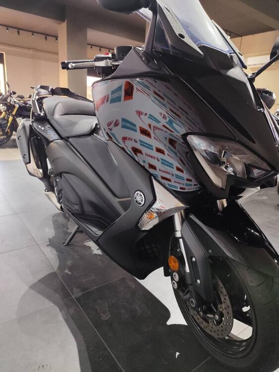 Yamaha T-Max 530 (2017 - 19) (5)