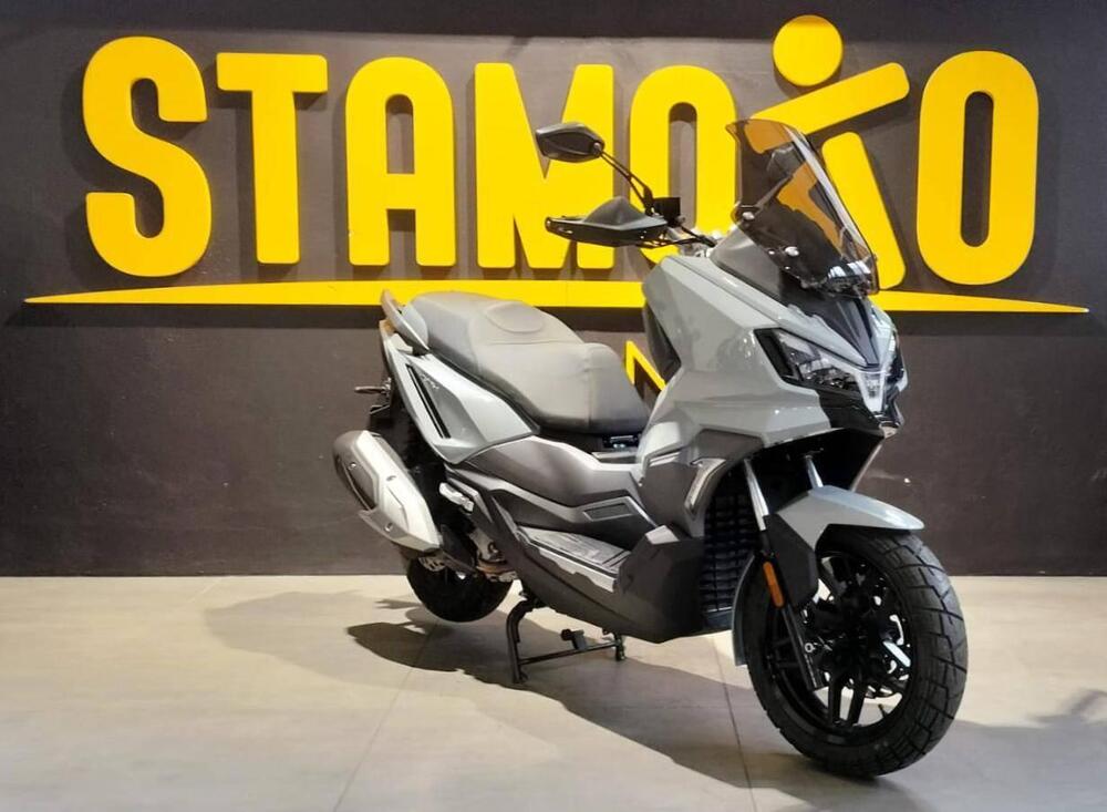 Sym ADX 300 (2024) (4)