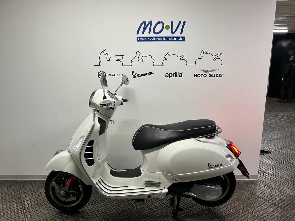 Vespa GTS 300 Super Hpe (2021 - 22)