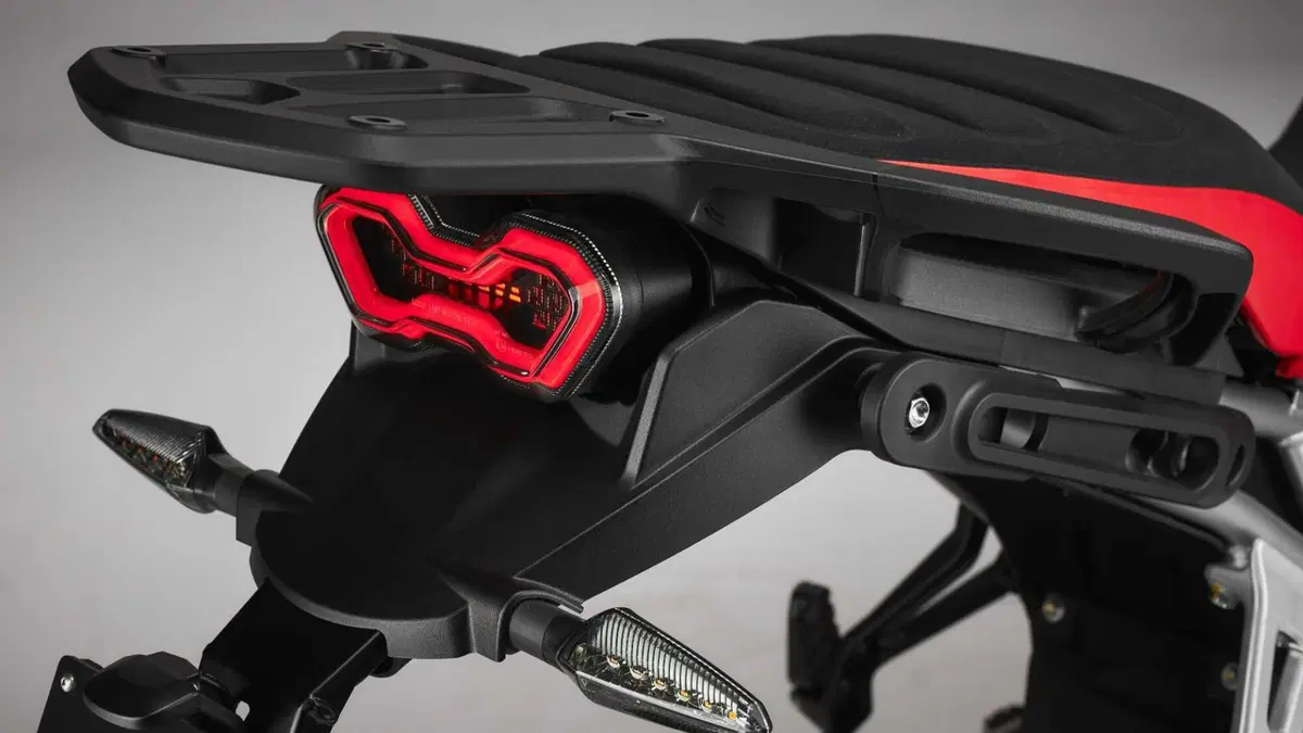 MV Agusta LXP LXP Enduro Veloce (2024 - 25) (9)