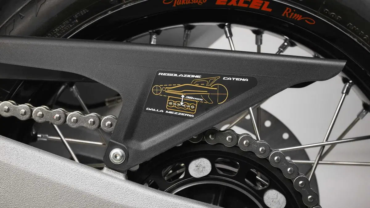 MV Agusta LXP LXP Enduro Veloce (2024 - 25) (11)
