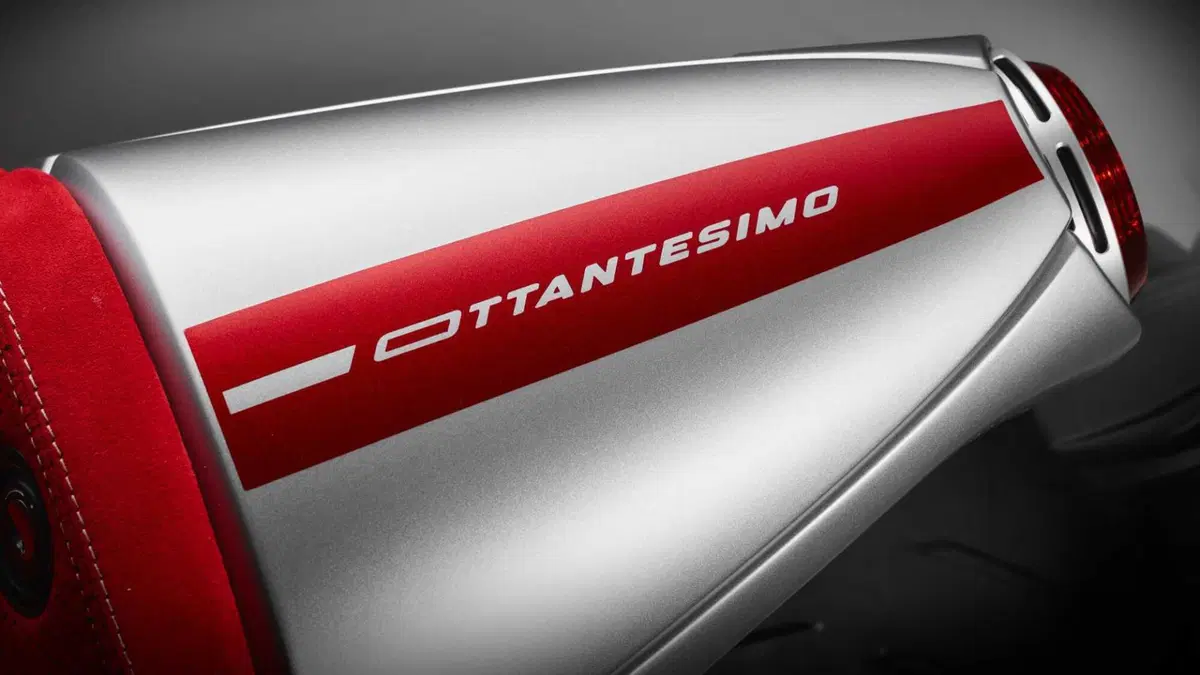 MV Agusta Superveloce 800 Superveloce 800 S Ottantesimo (2025 - 26) (15)