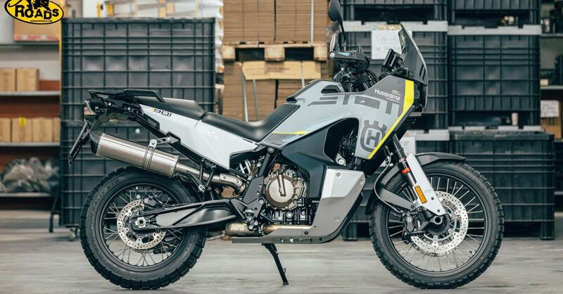 Scarichi Roadsitalia per Husqvarna Norden 901