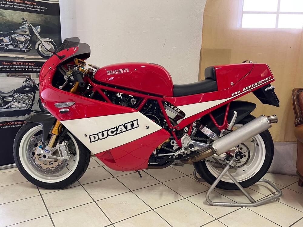 Ducati 900ss