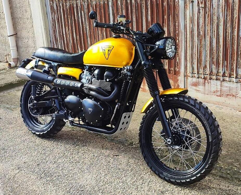 Triumph Scrambler (2006 - 17) (2)