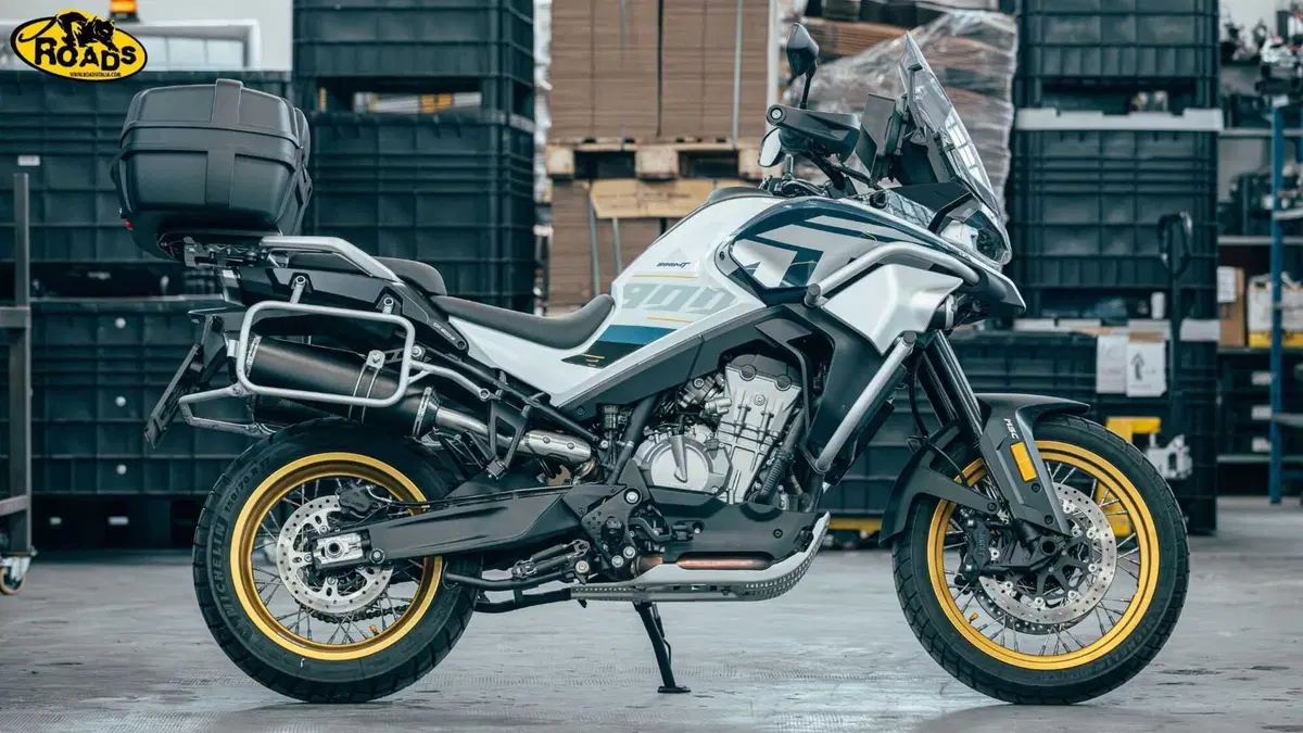 Scarichi Roadsitalia per CFMoto 800 MT (3)