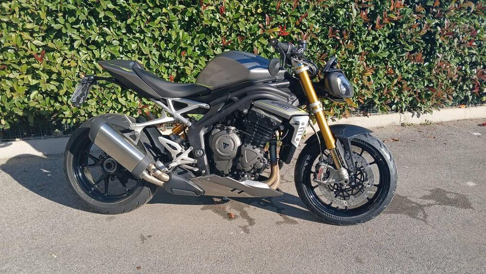 Triumph Speed Triple 1200 RS (2021 - 24) (3)