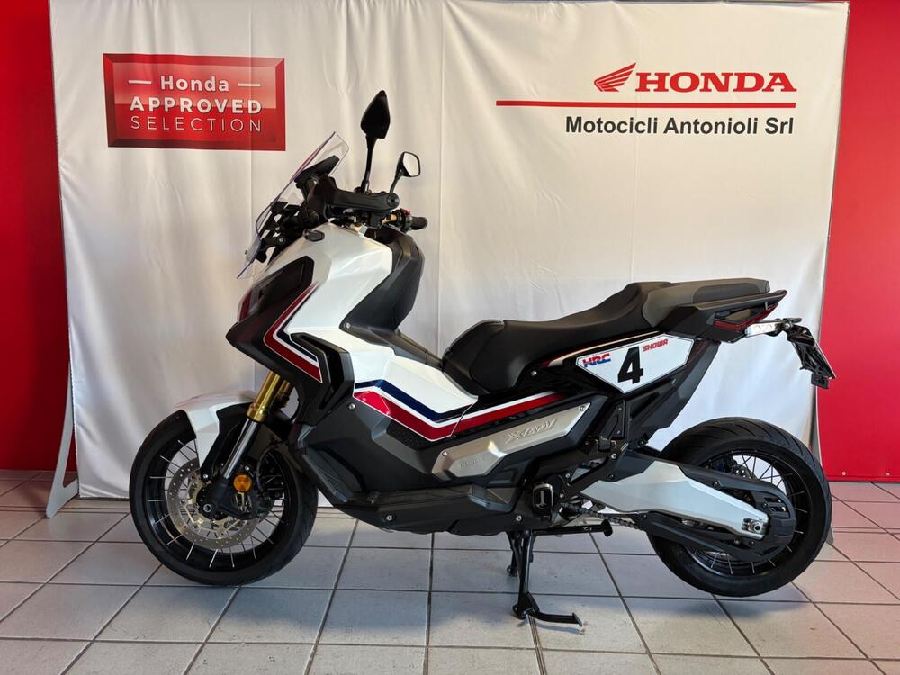 Honda X-ADV 750 (2017) (2)