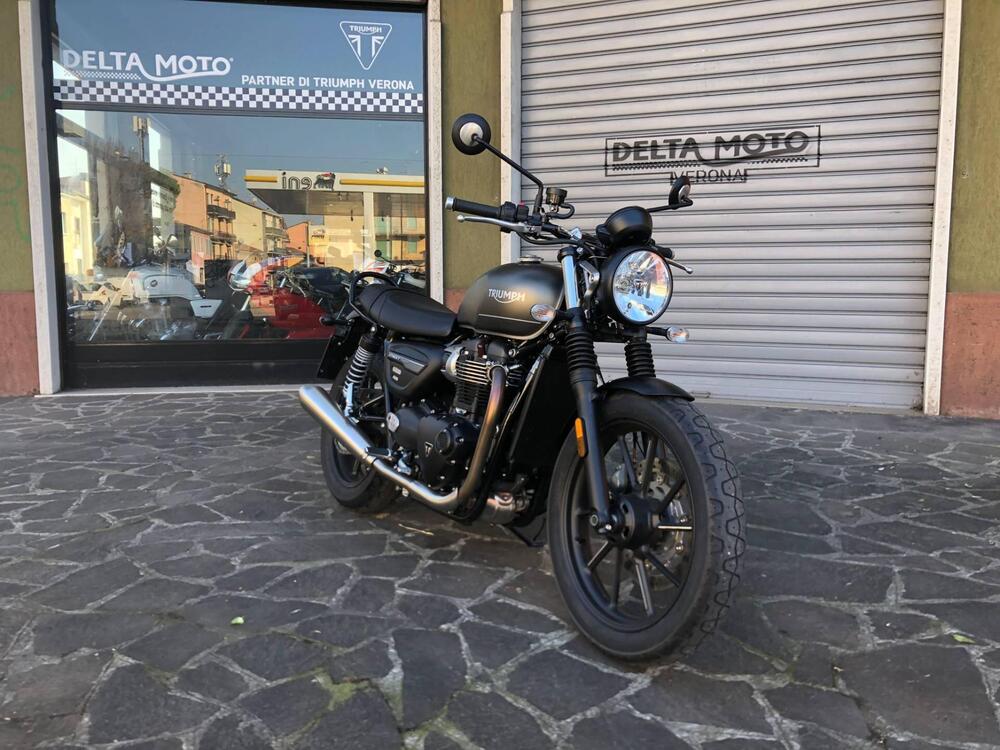 Triumph Street Twin 900 (2021 - 22) (2)