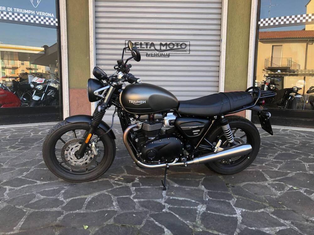 Triumph Street Twin 900 (2021 - 22) (5)