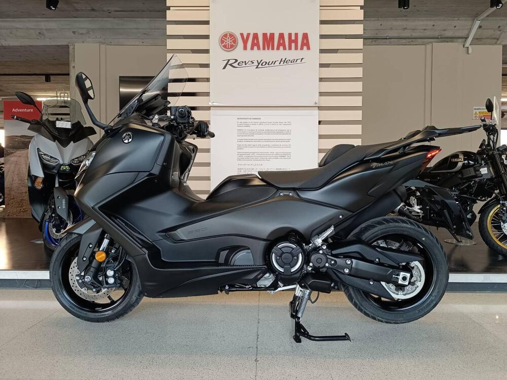 Yamaha T-Max 560 (2022 - 24) (5)