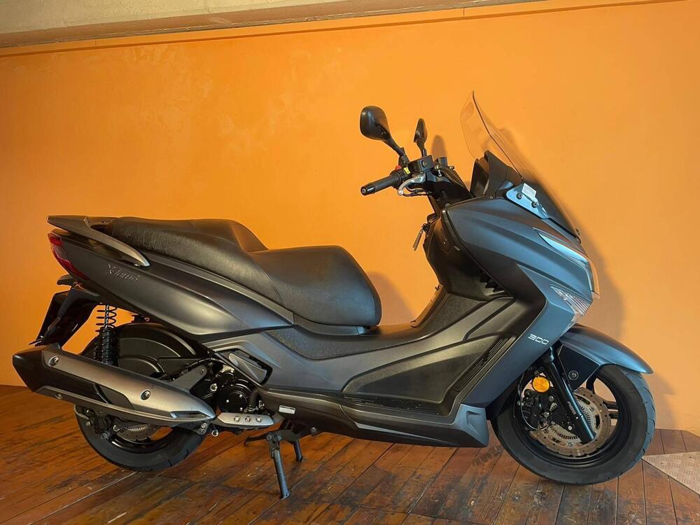 Kymco X-Town 300i (2021 - 24) (3)