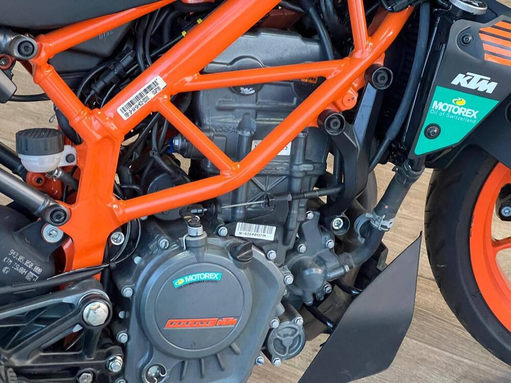 KTM 125 Duke (2021 - 23) (3)