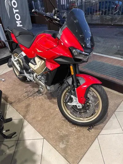 Moto Guzzi V100 Mandello (2022 - 24) usata