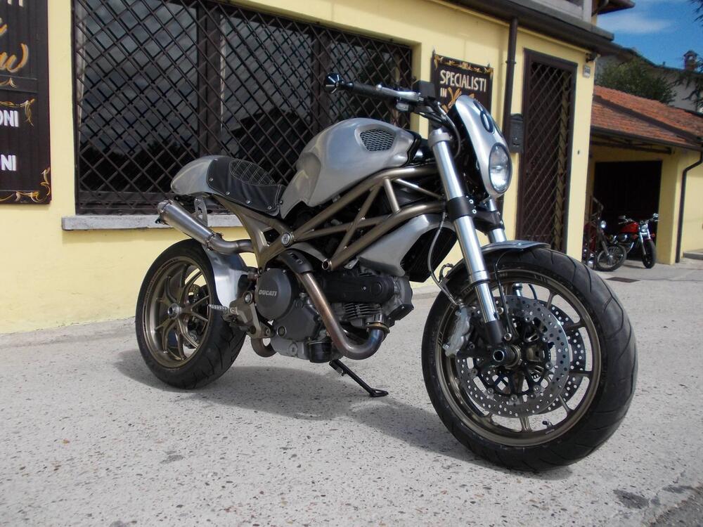 Ducati Monster 796 (2010 - 13) (2)