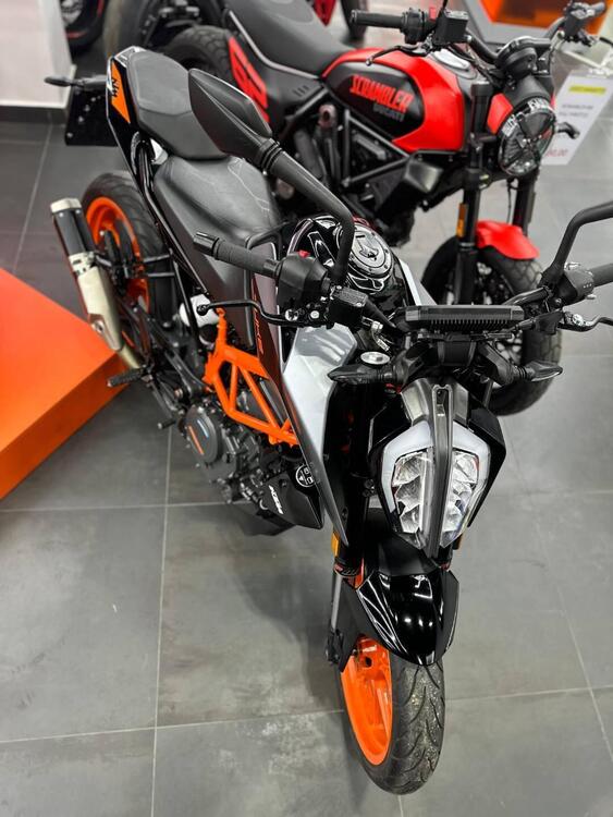 KTM 390 Duke (2021 - 23) (4)