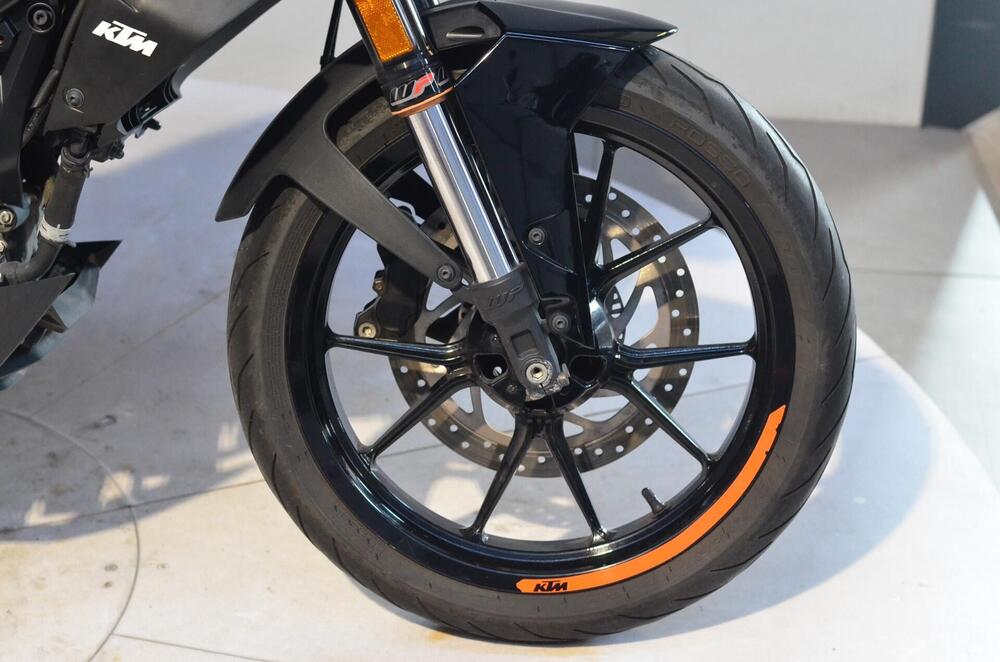 KTM 125 Duke ABS (2017 - 20) (4)