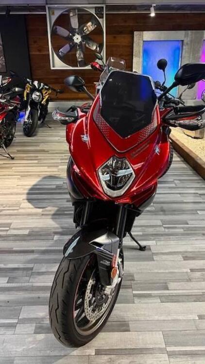 MV Agusta Turismo Veloce 800 Lusso (2021 - 23) (3)