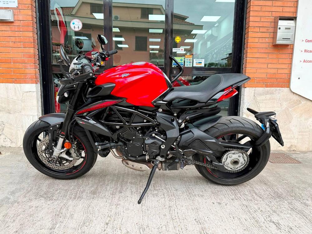 MV Agusta Dragster 800 Rosso (2021 - 23) (5)