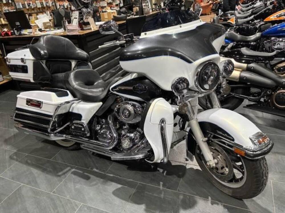 Harley-Davidson 1584 Electra Glide Ultra Classic (2008 - 13) - FLHTCU