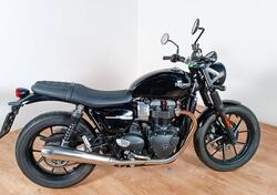 Triumph Street Twin 900 (2017 - 18) usata