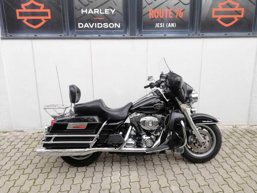 Harley-Davidson 1584 Electra Glide Ultra Classic (2008 - 13) - FLHTCU