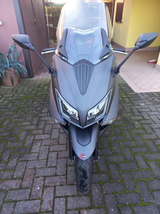 Yamaha T-Max 530 (2015 - 16) (4)