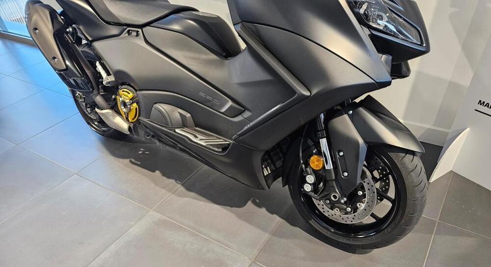 Yamaha T-Max 560 (2022 - 24) (3)