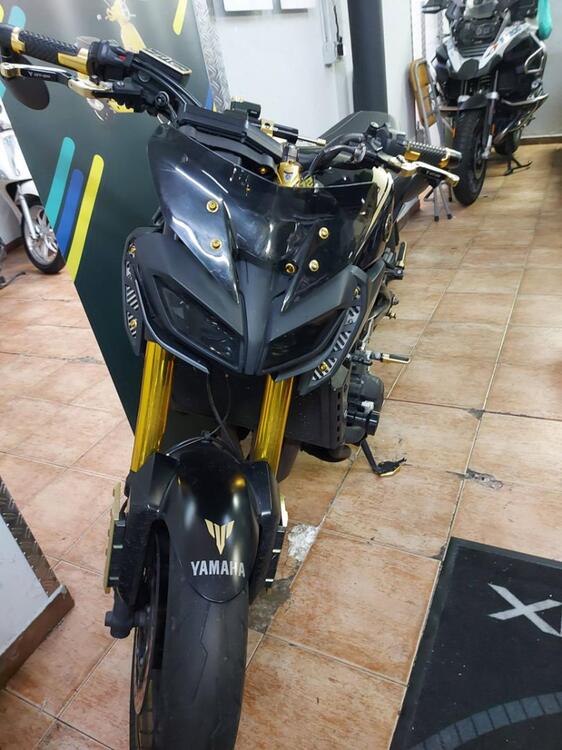 Yamaha MT-09 SP (2018 - 20) (2)