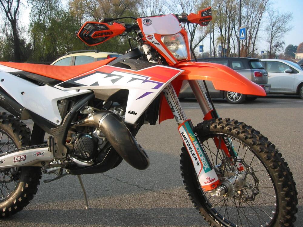 KTM 125 XC-W (2025) (3)