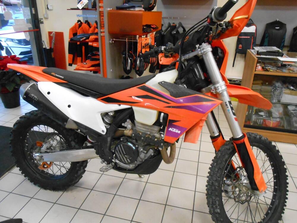 KTM 350 EXC-F (2024) (3)