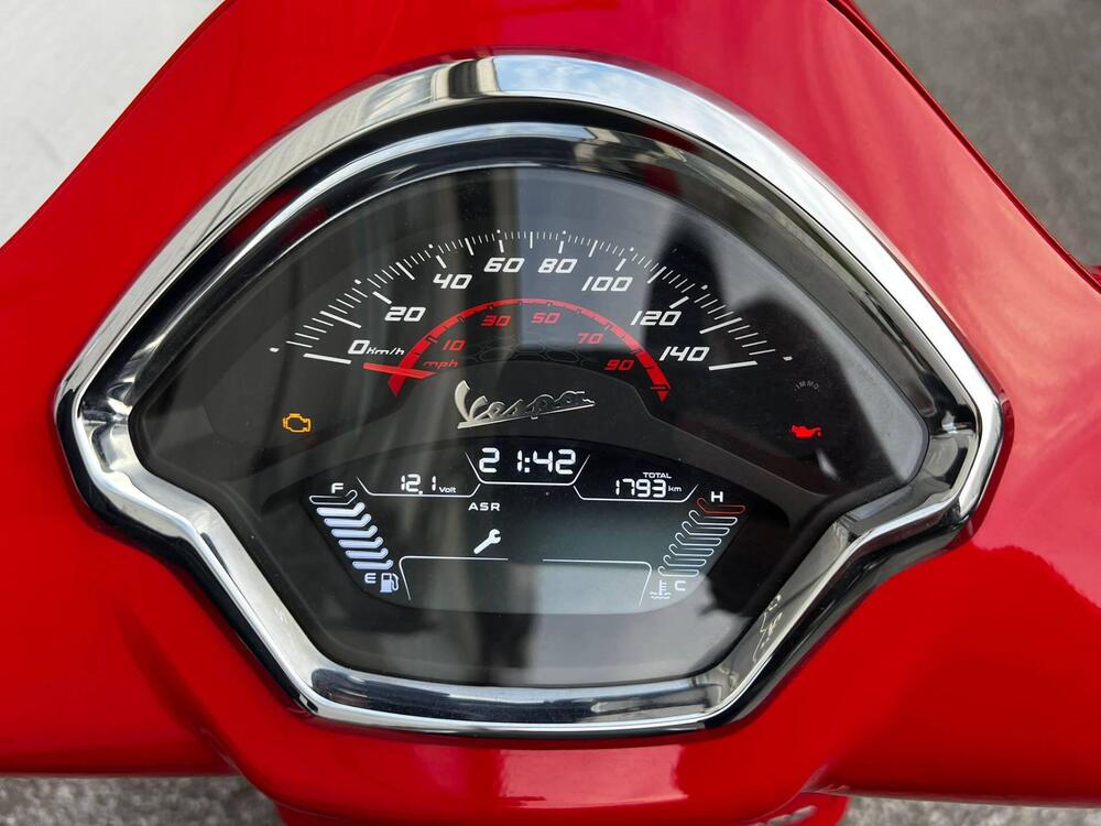 Vespa GTS 300 Super (2023 - 24) (3)