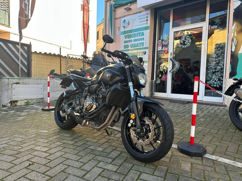 Yamaha MT-07 (2017 - 18) (2)