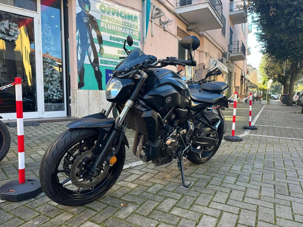 Yamaha MT-07 (2017 - 18) (4)