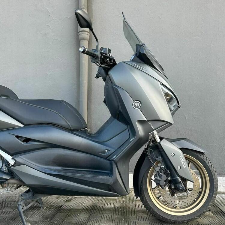 Yamaha X-Max 300 Tech Max (2021 - 22) (3)