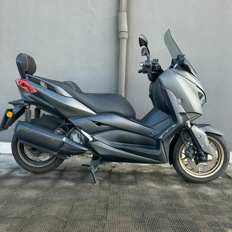 Yamaha X-Max 300 Tech Max (2021 - 22)