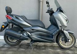 Yamaha X-Max 300 Tech Max (2021 - 22) usata