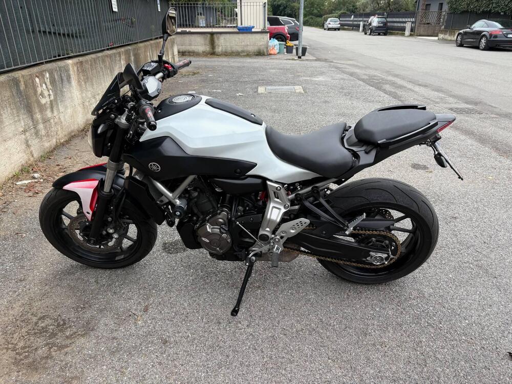 Yamaha MT-07 (2014 - 16) (3)