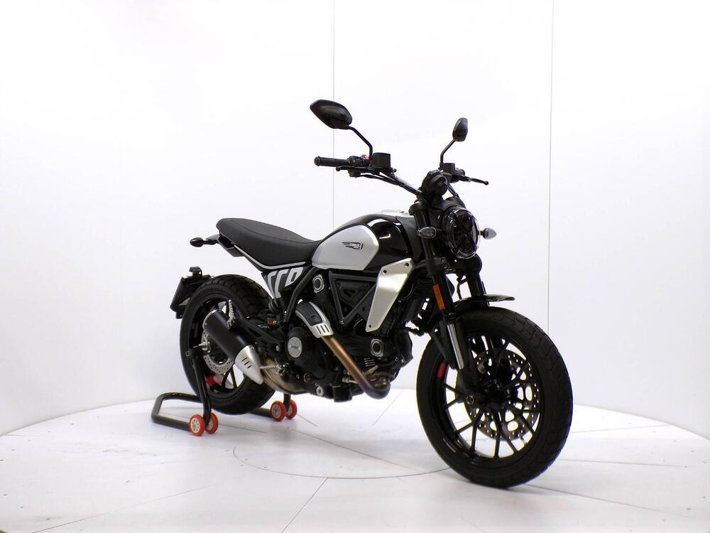 Ducati Scrambler 800 Icon (2023 - 24) (2)