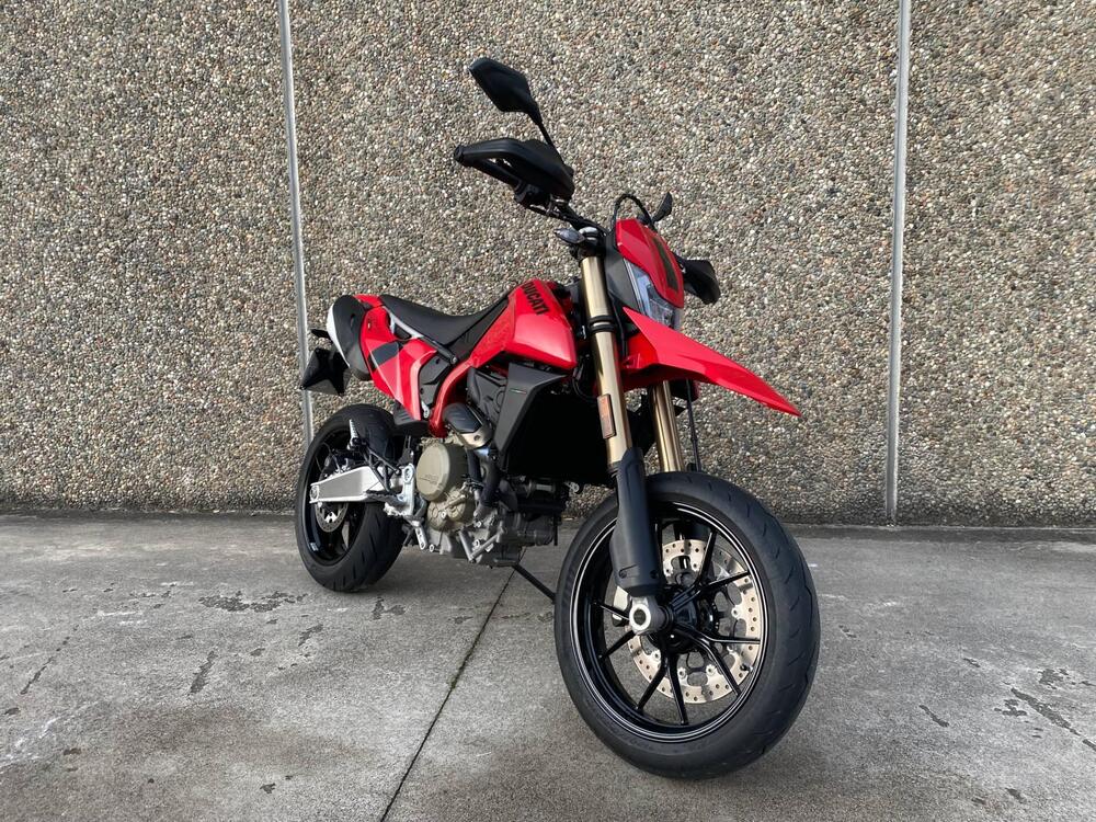 Ducati Hypermotard 698 Mono (2024) (4)