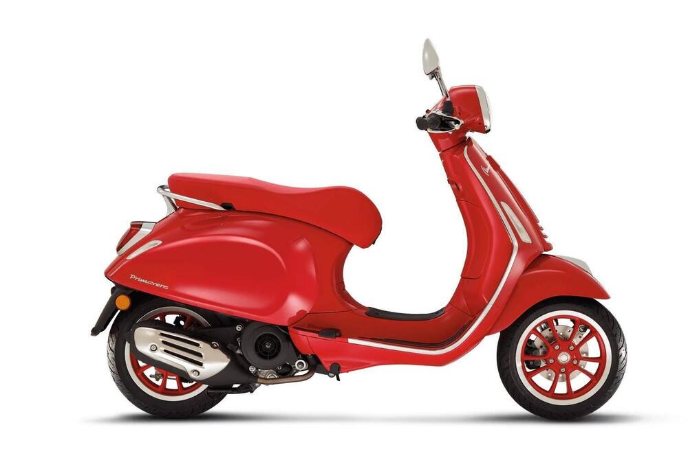 Vespa Primavera 50 RED (2023 - 24)