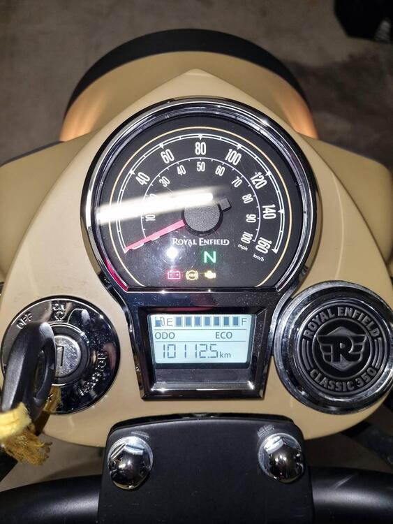 Royal Enfield Classic 350 (2021 - 24) (3)