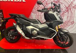 Honda X-ADV 750 DCT (2021 - 24) usata