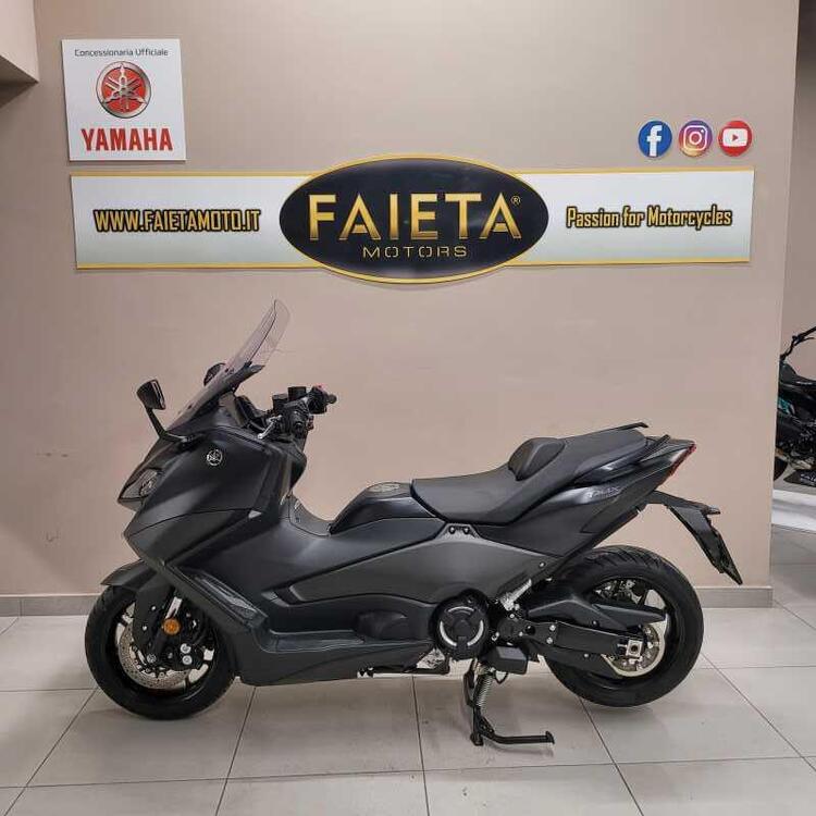 Yamaha T-Max 560 (2022 - 24)