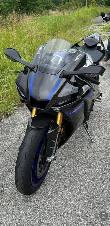 Yamaha YZF R1M (2020 - 24) (4)