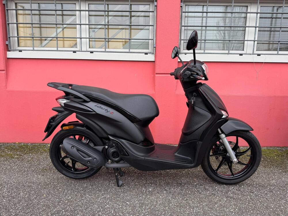 Piaggio Liberty S 50 4T (2020) (2)