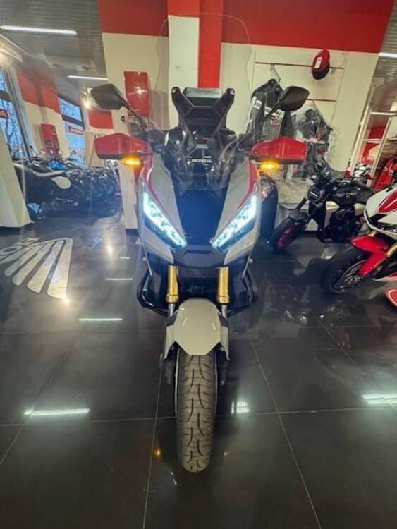 Honda X-ADV 750 DCT (2021 - 24) (2)